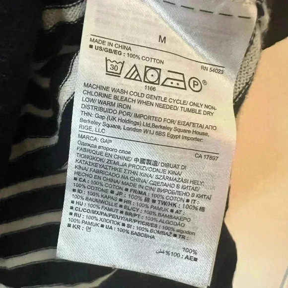 Gap Stripe V-neck Sweater - Picture 4 of 6